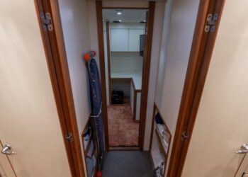 Sunseeker 34M, ARAGO 73