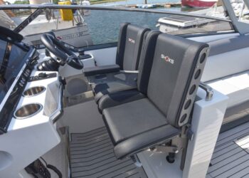 Supermarine Spearfish 32, KAOS 20