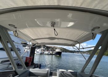 Supermarine Spearfish 32, KAOS 30
