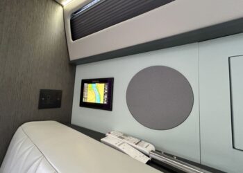 Supermarine Spearfish 32, KAOS 37