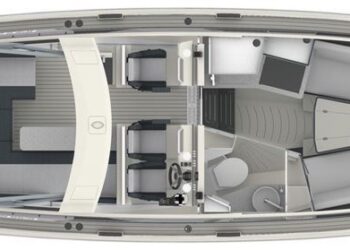 Supermarine Spearfish 32, KAOS Layout 1