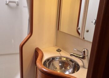 Sweden Yachts 42, RHAPSODY 31