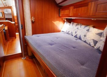 Sweden Yachts 45, LEONA 44