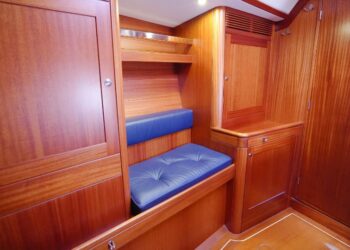 Sweden Yachts 45, LEONA 46