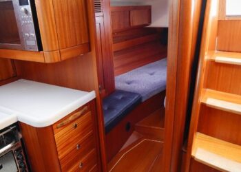 Sweden Yachts 45, LEONA 61