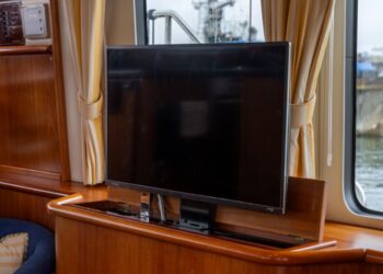 Aquastar 57, INCONNUE 71