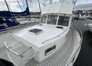 Grand Banks 42 Motor Yacht, LAZAWAY 11