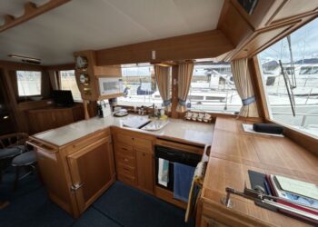 Grand Banks 42 Motor Yacht, LAZAWAY 112