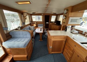Grand Banks 42 Motor Yacht, LAZAWAY 115