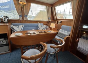 Grand Banks 42 Motor Yacht, LAZAWAY 123