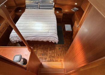 Grand Banks 42 Motor Yacht, LAZAWAY 127