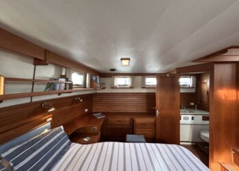 Grand Banks 42 Motor Yacht, LAZAWAY 131