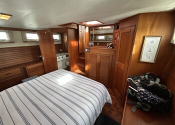 Grand Banks 42 Motor Yacht, LAZAWAY 132