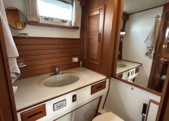 Grand Banks 42 Motor Yacht, LAZAWAY 141