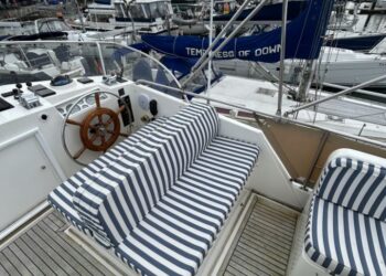 Grand Banks 42 Motor Yacht, LAZAWAY 22