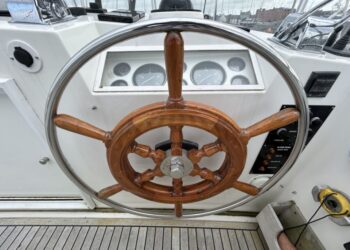 Grand Banks 42 Motor Yacht, LAZAWAY 24