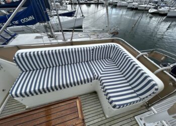 Grand Banks 42 Motor Yacht, LAZAWAY 39