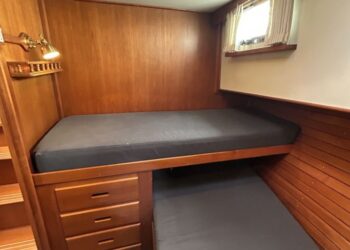Grand Banks 42 Motor Yacht, LAZAWAY 69