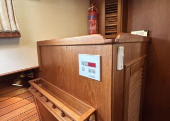 Grand Banks 42 Motor Yacht, LAZAWAY 72