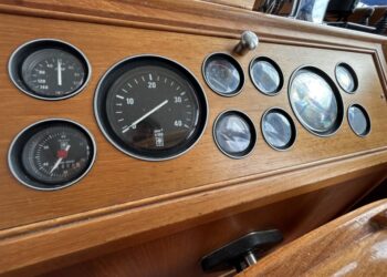 Grand Banks 42 Motor Yacht, LAZAWAY 88