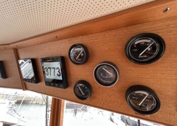 Grand Banks 42 Motor Yacht, LAZAWAY 89