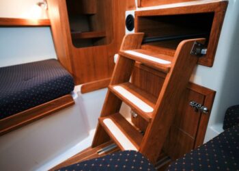 Minor Offshore 27, ELEPHANTEN 41