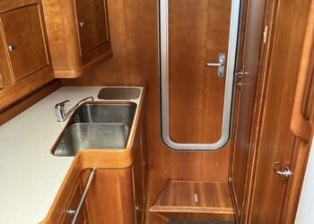 Seastream 465, CANTARA OF RHU 44