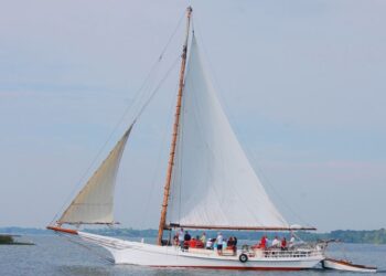 The Skipjacks of Chesapeake Bay – Guardians of the Oyster Harvest