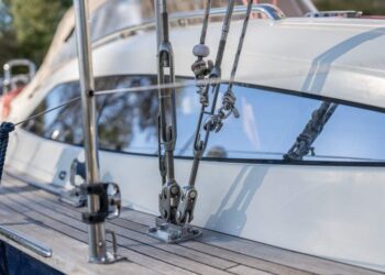 Southerly 38, MOONDANCER 20