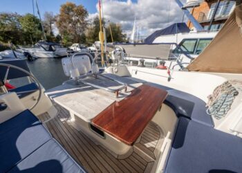 Southerly 38, MOONDANCER 29