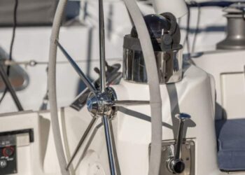 Southerly 38, MOONDANCER 34