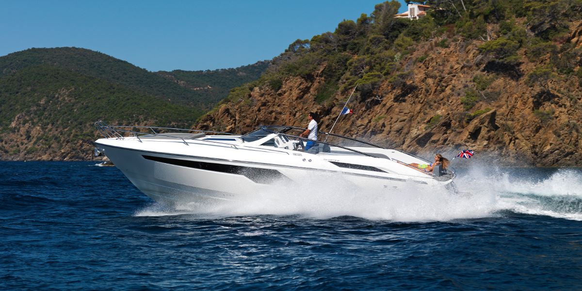 Windy 39 Camira, VOLANTE OF ADRIANO 1 Main