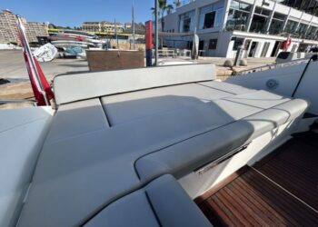 Windy 39 Camira, VOLANTE OF ADRIANO 15