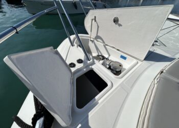 Windy 39 Camira, VOLANTE OF ADRIANO 2