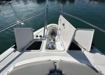 Windy 39 Camira, VOLANTE OF ADRIANO 3