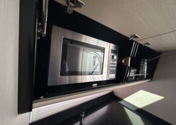 Windy 39 Camira, VOLANTE OF ADRIANO 32