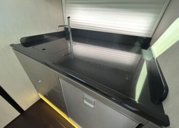 Windy 39 Camira, VOLANTE OF ADRIANO 34