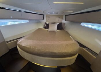 Windy 39 Camira, VOLANTE OF ADRIANO 35