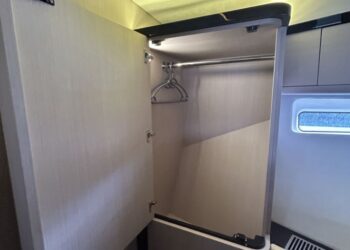 Windy 39 Camira, VOLANTE OF ADRIANO 38