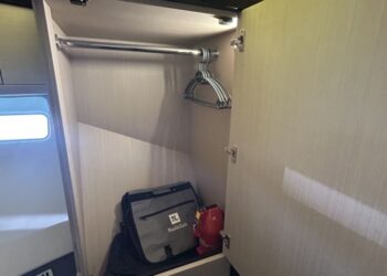 Windy 39 Camira, VOLANTE OF ADRIANO 40