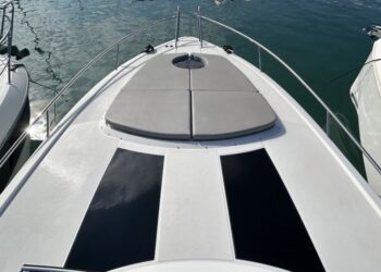 Windy 39 Camira, VOLANTE OF ADRIANO 5