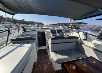 Windy 39 Camira, VOLANTE OF ADRIANO 6
