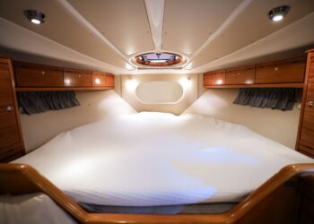 Bavaria 32 Sport, DREAMWEAVER 25