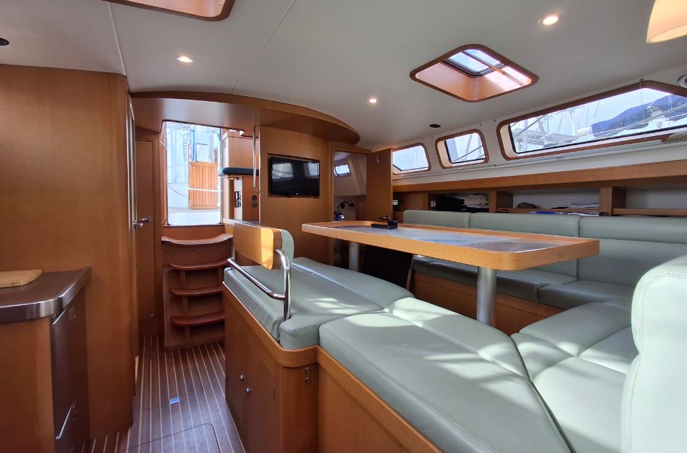 boreal-52-bravo-elegant-practical-mile-munching-3