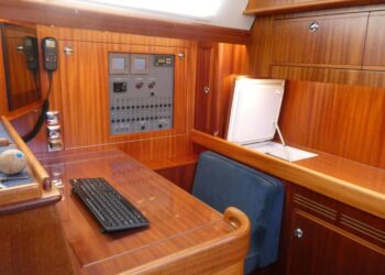 Hallberg-Rassy 48 MkII, ELK 56