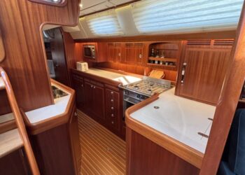 Hallberg-Rassy 48 MkII, ELK 58