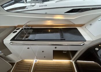 Nimbus W9 T-Top, MARIANA 20