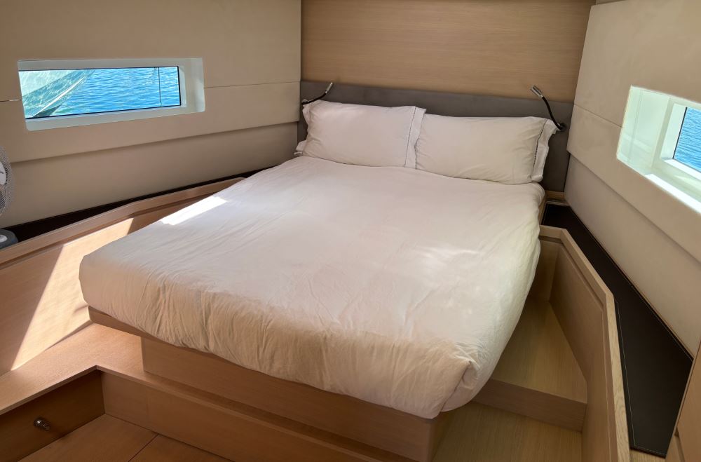 solaris-50-indigo-perfectly-maintained-and-adventure-ready-5