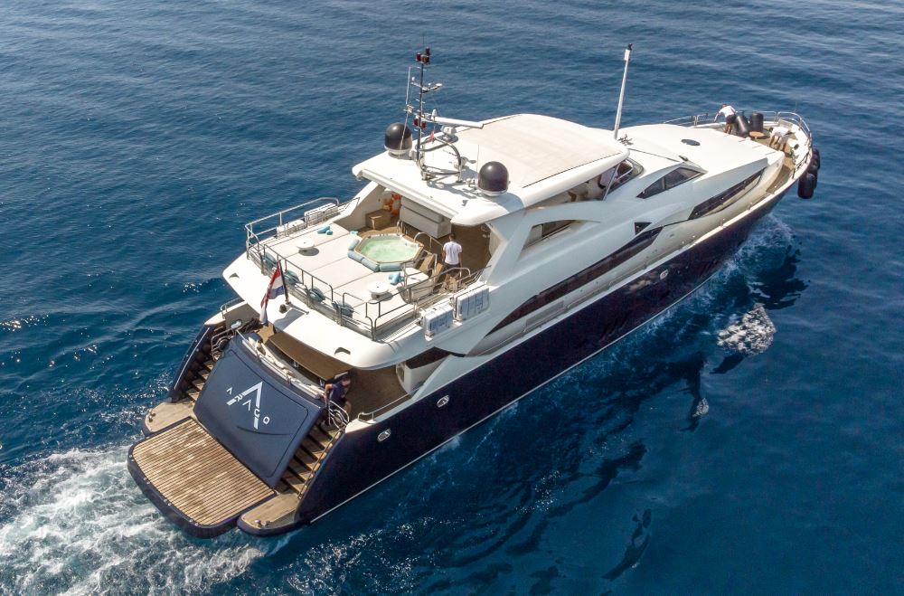 sunseeker-34-metre-arago-where-effotless-performance-timeless-luxury-2