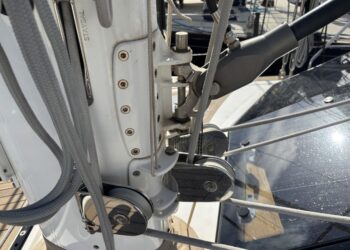 Discovery 58, BUZ TOO 11